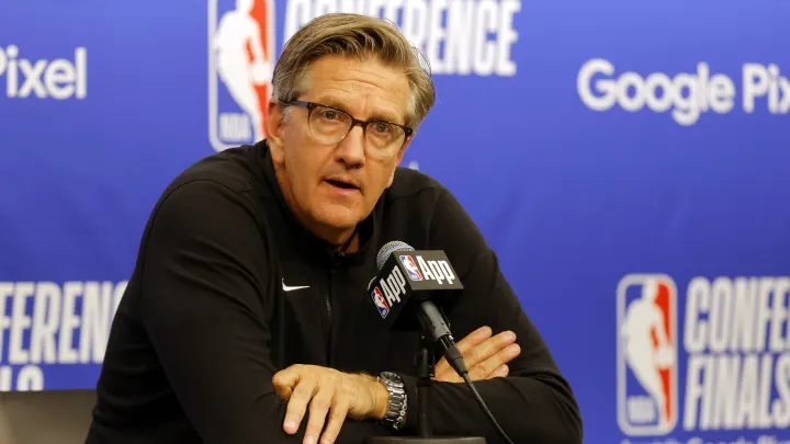 Chris Finch Throws Shade at Oklahoma City Thunder, Referees Before Game 5